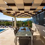 Luxury Wonder Heated Pool 32 M2 Sea View *