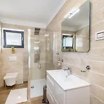 Villa Luxury Wonder Heated Pool 32 M2 Sea View