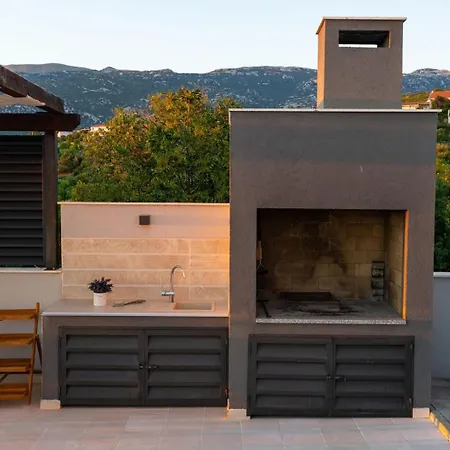 Luxury Wonder Heated Pool 32 M2 Sea View Maslenica