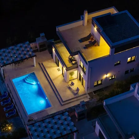 Luxury Wonder Heated Pool 32 M2 Sea View Vila