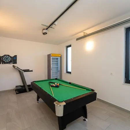 Vila Luxury Wonder Heated Pool 32 M2 Sea View
