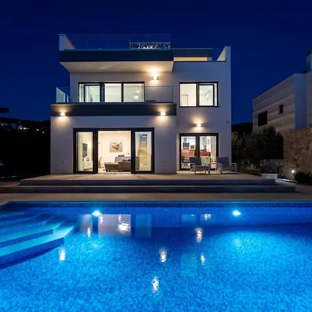 Luxury Wonder Heated Pool 32 M2 Sea View * Maslenica