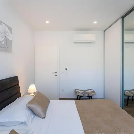 Vila Luxury Wonder Heated Pool 32 M2 Sea View *