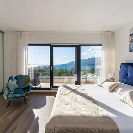 Vila Luxury Wonder Heated Pool 32 M2 Sea View