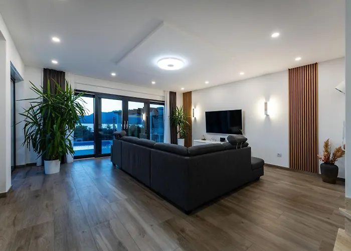 Luxury Wonder Heated Pool 32 M2 Sea View Maslenica
