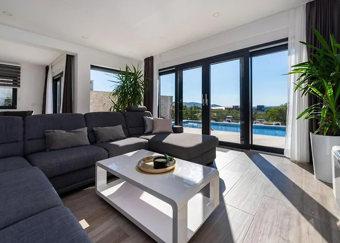 Luxury Wonder Heated Pool 32 M2 Sea View *